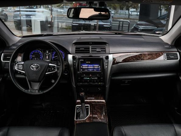 Toyota Camry VII (XV50) Рестайлинг 2 с пробегом 2017 года, цена 2 250 000 рублей, 169930 км, седан, Автокод Объявления