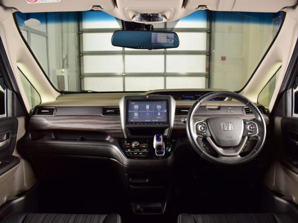 Honda Freed II с пробегом 2017 года, цена 1 275 999 рублей, 136766 км, компактвэн, Автокод Объявления
