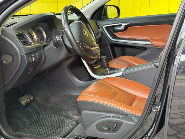 Volvo S60 II с пробегом 2012 года, цена 1 049 000 рублей, 172909 км, седан, Автокод Объявления