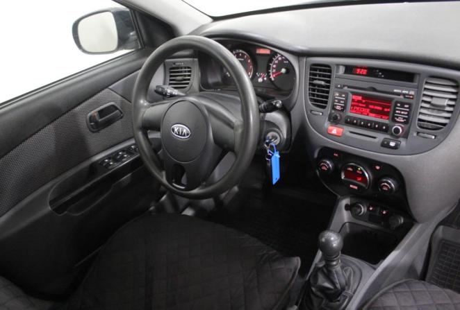 Kia Rio II Рестайлинг с пробегом 2010 года, цена 580 000 рублей, 258978 км, хэтчбек, Автокод Объявления