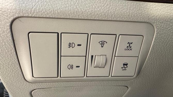 Hyundai Santa Fe II Рестайлинг с пробегом 2011 года, цена 1 349 000 рублей, 212621 км, внедорожник, Автокод Объявления