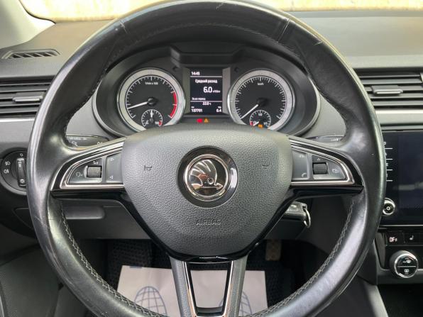 Skoda Octavia III (A7) Рестайлинг с пробегом 2018 года, цена 1 650 000 рублей, 137790 км, лифтбек, Автокод Объявления