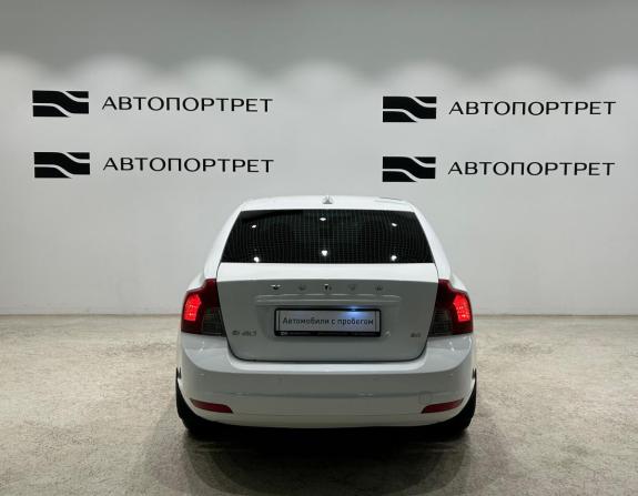 Volvo S40 II Рестайлинг с пробегом 2011 года, цена 699 000 рублей, 182170 км, седан, Автокод Объявления