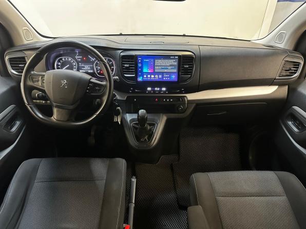 Peugeot Traveller I с пробегом 2019 года, цена 2 140 000 рублей, 200770 км, минивэн, Автокод Объявления