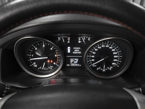 Toyota Land Cruiser 200 Series Рестайлинг 1 с пробегом 2013 года, цена 3 090 000 рублей, 296463 км, внедорожник, Автокод Объявления