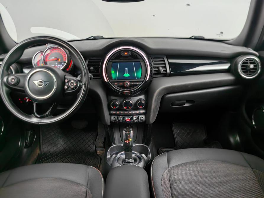 Mini Hatch III (F55/F56) Рестайлинг Подольск  - изображение 12
