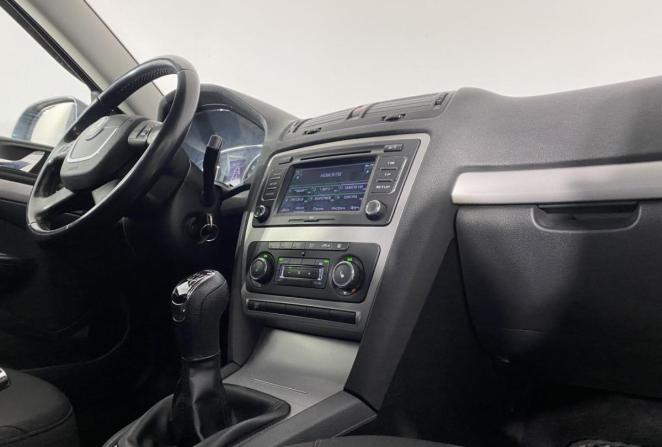 Skoda Octavia II (A5) Рестайлинг с пробегом 2012 года, цена 895 000 рублей, 176630 км, лифтбек, Автокод Объявления