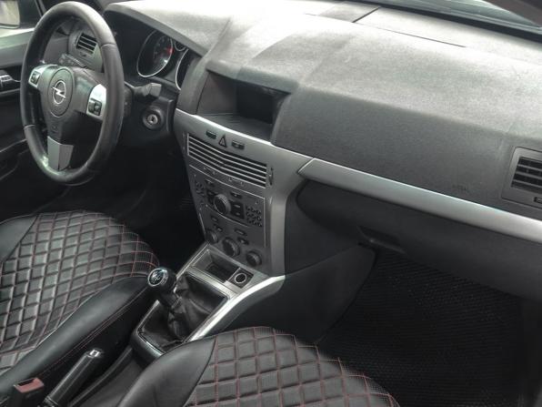 Opel Astra H Рестайлинг с пробегом 2012 года, цена 549 900 рублей, 161000 км, универсал, Автокод Объявления