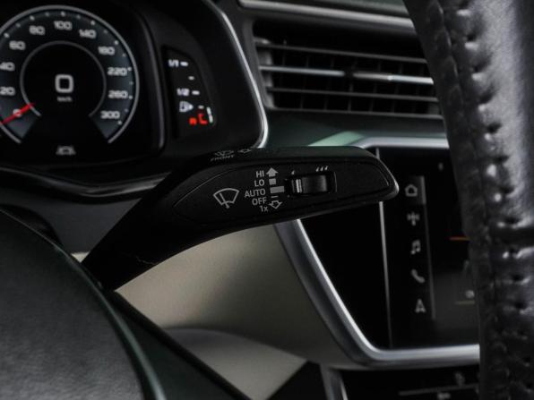 Audi A6 V (C8) с пробегом 2018 года, цена 2 939 000 рублей, 117997 км, седан, Автокод Объявления