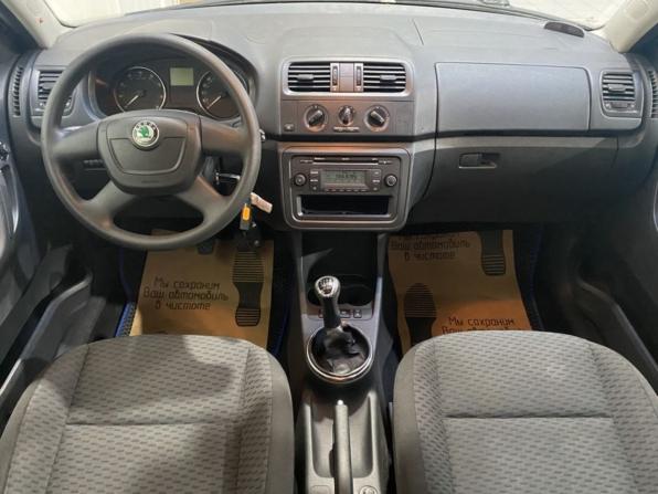 Skoda Fabia II Рестайлинг с пробегом 2010 года, цена 585 000 рублей, 120869 км, хэтчбек, Автокод Объявления