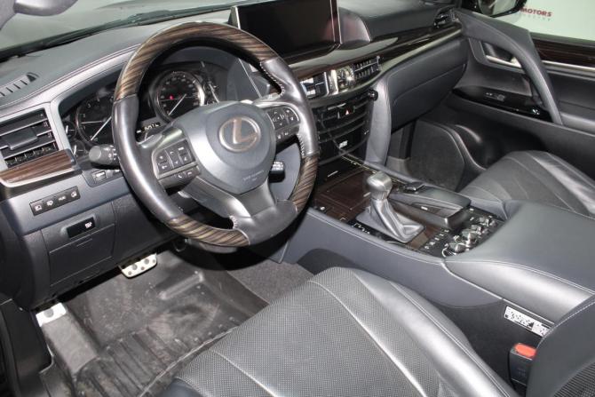 Lexus LX III Рестайлинг 2 с пробегом 2019 года, цена 9 200 000 рублей, 152600 км, внедорожник, Автокод Объявления