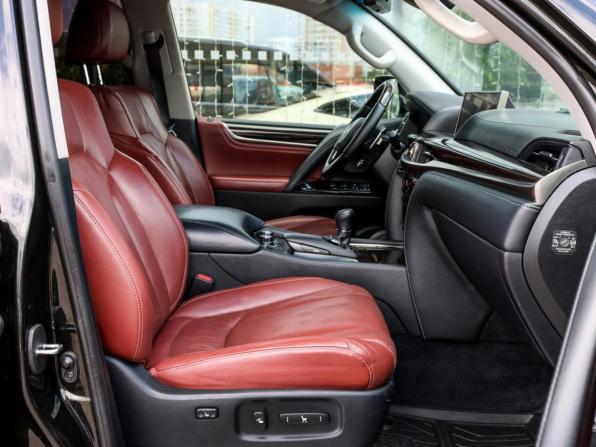 Lexus LX III Рестайлинг 2 с пробегом 2016 года, цена 5 398 000 рублей, 213670 км, внедорожник, Автокод Объявления