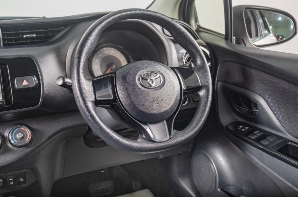 Toyota Vitz III (XP130) Рестайлинг Томск  - изображение 10