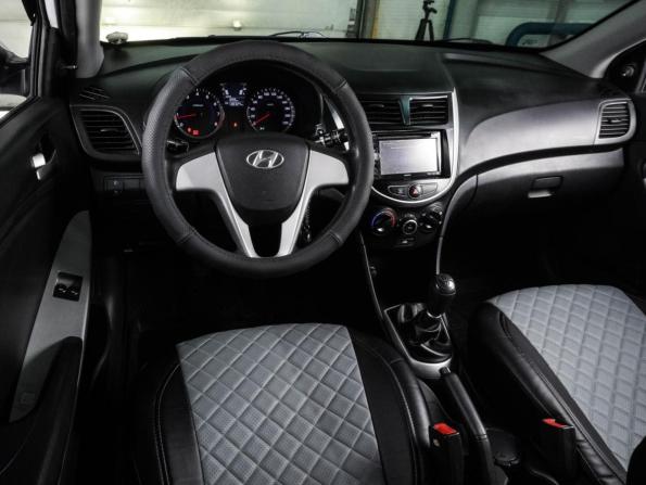 Hyundai Solaris I с пробегом 2013 года, цена 749 000 рублей, 138324 км, седан, Автокод Объявления