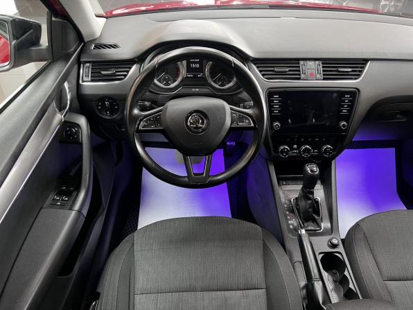 Skoda Octavia III (A7) Рестайлинг с пробегом 2017 года, цена 1 545 000 рублей, 148735 км, лифтбек, Автокод Объявления