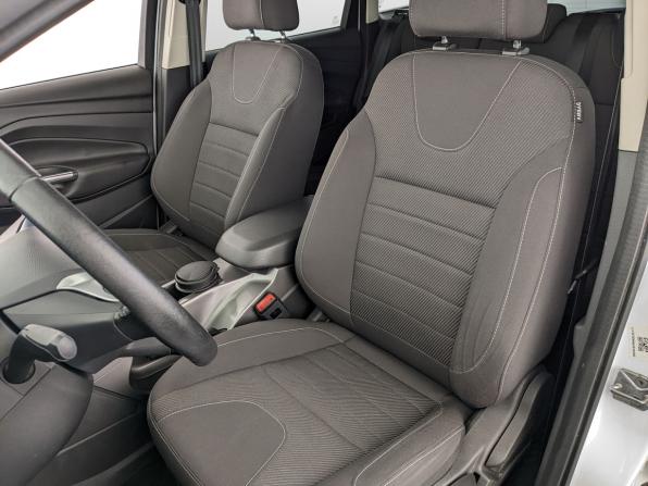 Ford Kuga II с пробегом 2016 года, цена 1 590 000 рублей, 87440 км, внедорожник, Автокод Объявления