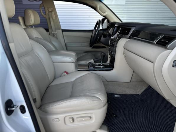 Lexus LX III Рестайлинг с пробегом 2014 года, цена 4 699 000 рублей, 140006 км, внедорожник, Автокод Объявления