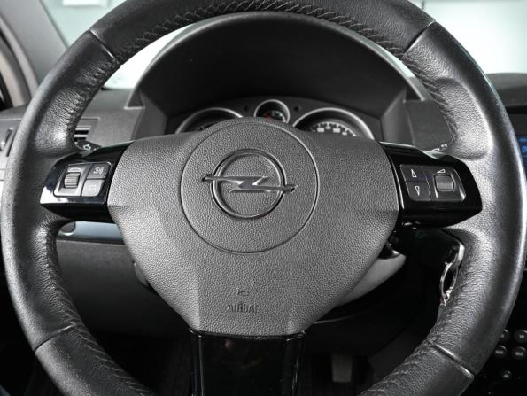 Opel Astra H Рестайлинг с пробегом 2008 года, цена 620 000 рублей, 266087 км, хэтчбек, Автокод Объявления
