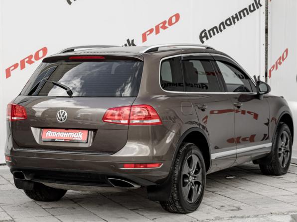 Volkswagen Touareg II с пробегом 2012 года, цена 1 895 000 рублей, 239372 км, внедорожник, Автокод Объявления