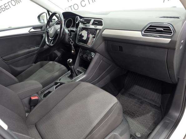 Volkswagen Tiguan II с пробегом 2019 года, цена 1 949 000 рублей, 106273 км, внедорожник, Автокод Объявления