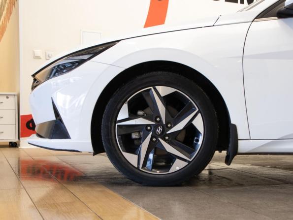 Hyundai Elantra VII (CN7) с пробегом 2022 года, цена 2 190 000 рублей, 55838 км, седан, Автокод Объявления