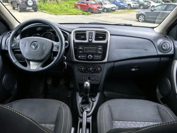 Renault Logan II с пробегом 2016 года, цена 615 000 рублей, 160000 км, седан, Автокод Объявления