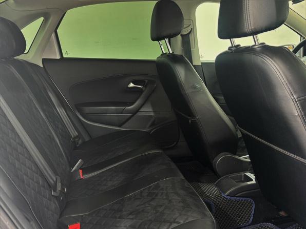 Volkswagen Polo V с пробегом 2011 года, цена 920 000 рублей, 78233 км, седан, Автокод Объявления