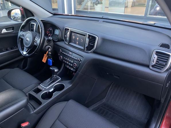 Kia Sportage IV с пробегом 2018 года, цена 1 810 000 рублей, 131695 км, внедорожник, Автокод Объявления