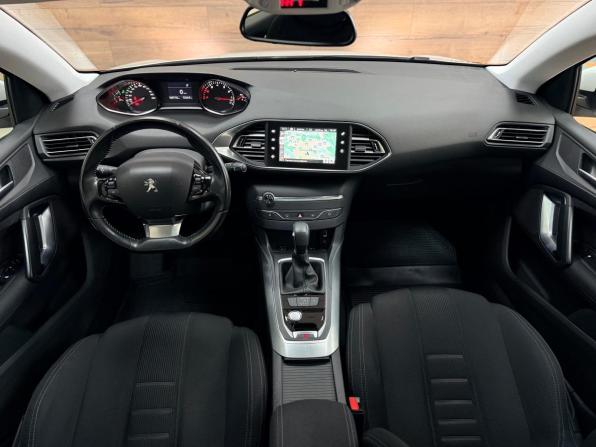 Peugeot 308 II с пробегом 2014 года, цена 1 220 000 рублей, 109710 км, хэтчбек, Автокод Объявления