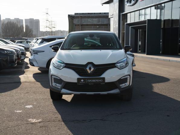 Renault Kaptur I с пробегом 2017 года, цена 1 550 000 рублей, 122717 км, внедорожник, Автокод Объявления