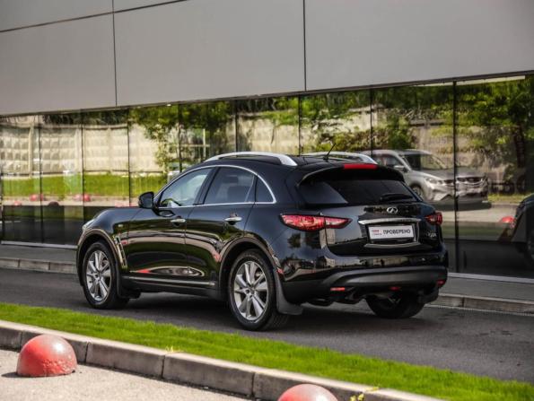 Infiniti QX70 с пробегом 2016 года, цена 2 299 000 рублей, 129523 км, внедорожник, Автокод Объявления