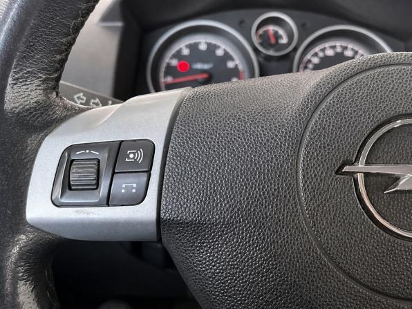 Opel Astra H Рестайлинг с пробегом 2010 года, цена 379 000 рублей, 232597 км, хэтчбек, Автокод Объявления