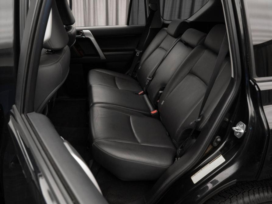 Toyota Land Cruiser Prado 150 Series Рестайлинг 1 Москва  - изображение 12