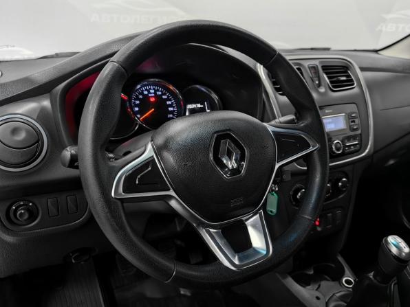 Renault Logan II Рестайлинг с пробегом 2021 года, цена 650 000 рублей, 203000 км, седан, Автокод Объявления