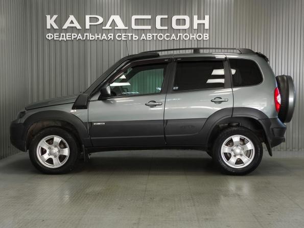 Chevrolet Niva I Рестайлинг с пробегом 2018 года, цена 740 000 рублей, 106500 км, внедорожник, Автокод Объявления