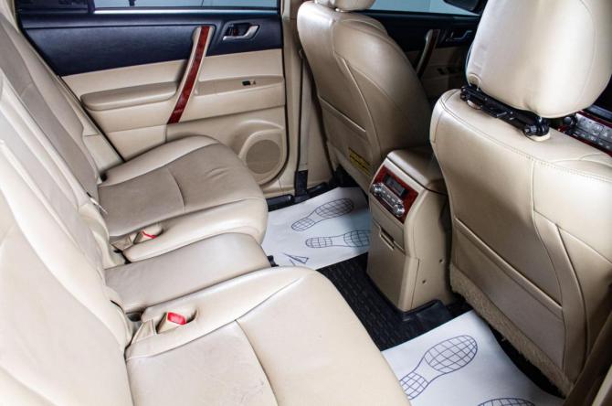Toyota Highlander II (XU40) Рестайлинг с пробегом 2011 года, цена 1 729 000 рублей, 319000 км, внедорожник, Автокод Объявления