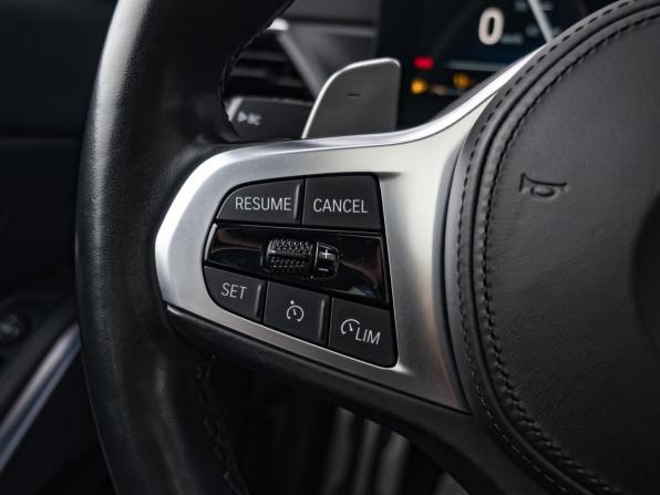BMW 3 серии VII (G2x) Рестайлинг с пробегом 2023 года, цена 7 970 000 рублей, 27086 км, седан, Автокод Объявления