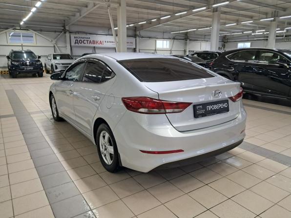 Hyundai Elantra VI (AD) с пробегом 2016 года, цена 1 095 000 рублей, 212227 км, седан, Автокод Объявления