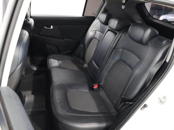 Kia Sportage III с пробегом 2011 года, цена 1 250 000 рублей, 215352 км, внедорожник, Автокод Объявления