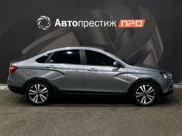 Lada (ВАЗ) Vesta I с пробегом 2018 года, цена 999 000 рублей, 78778 км, седан, Автокод Объявления
