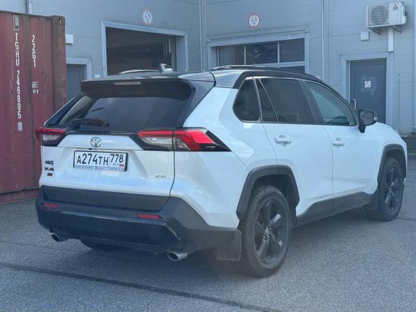 Toyota RAV4 V (XA50) с пробегом 2021 года, цена 2 999 000 рублей, 107000 км, внедорожник, Автокод Объявления