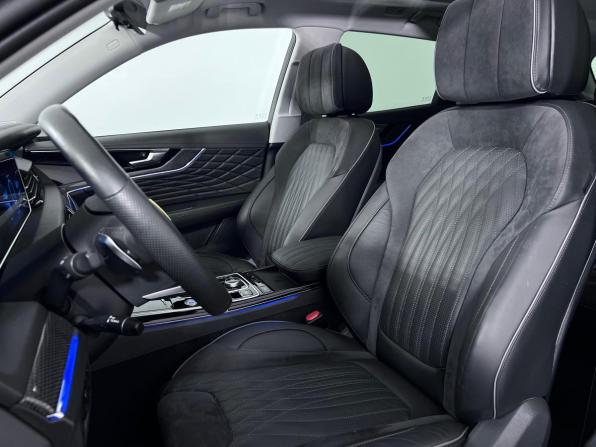 Hongqi HS5 I с пробегом 2023 года, цена 2 555 000 рублей, 17340 км, внедорожник, Автокод Объявления