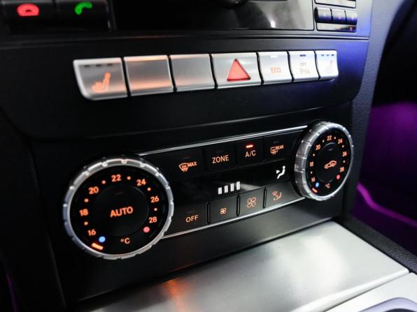 Mercedes-Benz C-Класс III (W204) Рестайлинг с пробегом 2013 года, цена 1 585 000 рублей, 190000 км, седан, Автокод Объявления