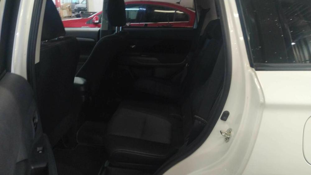 Mitsubishi Outlander III Рестайлинг 2 Санкт-Петербург  - изображение 6