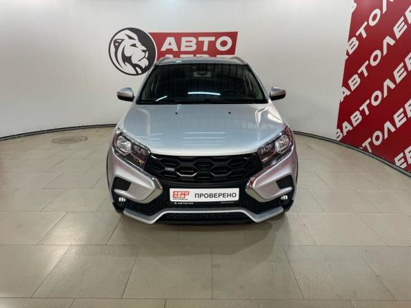 Lada (ВАЗ) XRAY I с пробегом 2018 года, цена 959 000 рублей, 46850 км, хэтчбек, Автокод Объявления