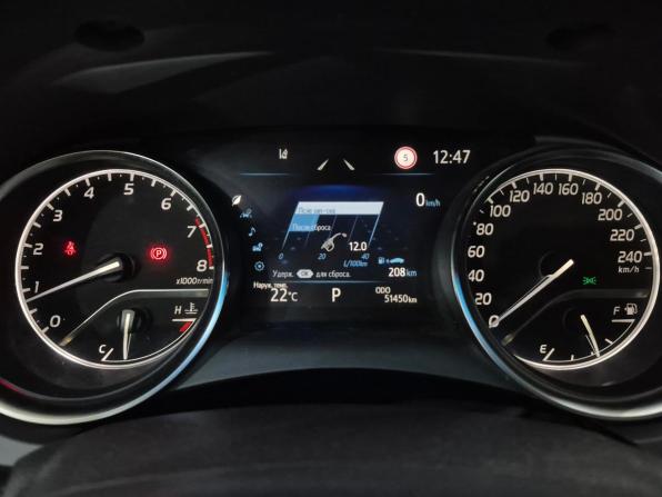 Toyota Camry VIII (XV70) Рестайлинг с пробегом 2021 года, цена 3 300 000 рублей, 51409 км, седан, Автокод Объявления