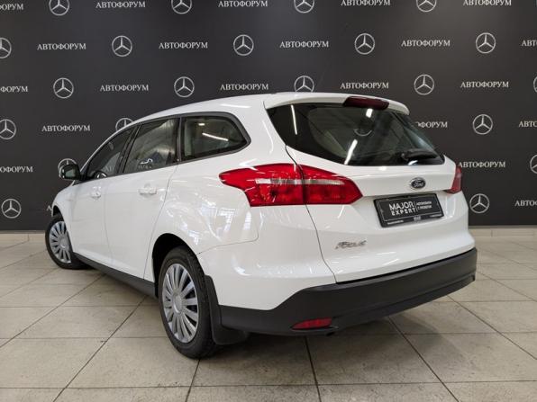 Ford Focus III Рестайлинг с пробегом 2015 года, цена 1 050 000 рублей, 132700 км, универсал, Автокод Объявления