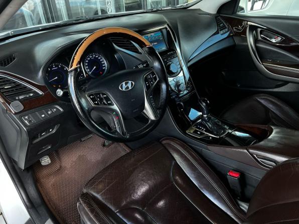 Hyundai Grandeur V с пробегом 2011 года, цена 1 380 000 рублей, 165137 км, седан, Автокод Объявления
