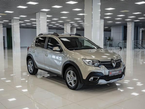 Renault Sandero II Рестайлинг с пробегом 2020 года, цена 1 277 000 рублей, 106978 км, хэтчбек, Автокод Объявления