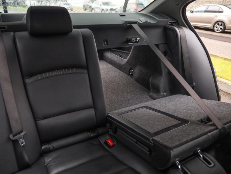 BMW 5 серии VI (F10/F11/F07) Рестайлинг Санкт-Петербург  - изображение 28